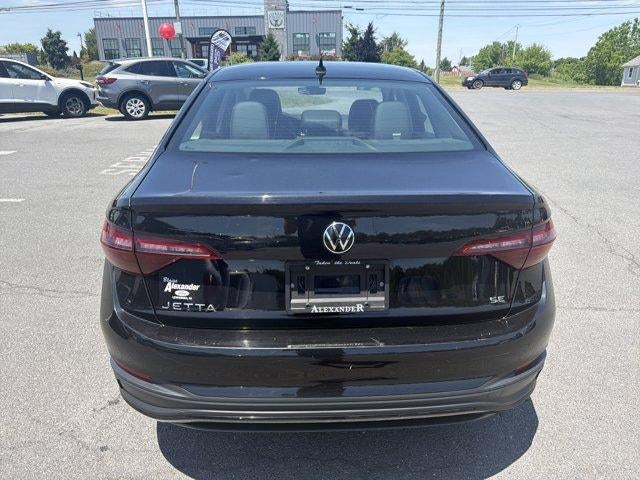 2024 Volkswagen Jetta SE Auto