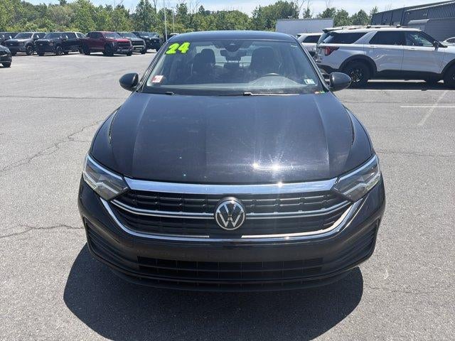 2024 Volkswagen Jetta SE Auto