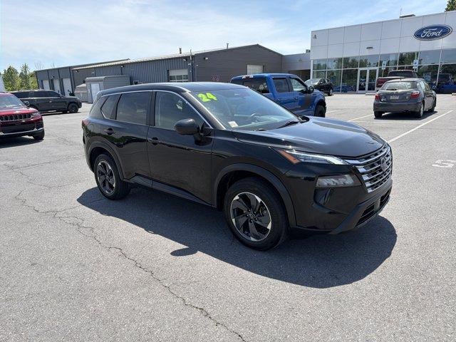 2024 Nissan Rogue AWD SV