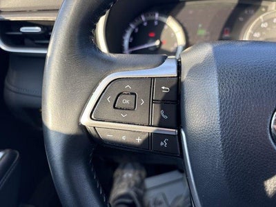 2022 Toyota Highlander XLE AWD (Natl)