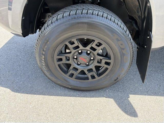 2018 Toyota Tacoma TRD Sport Double Cab 5' Bed V6 4x4 AT (Natl)