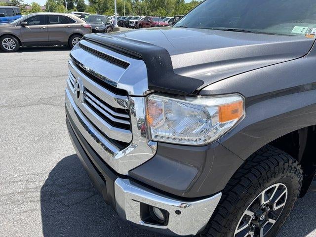 2016 Toyota Tundra 4WD Truck 4WD CrewMax Short Bed 5.7L SR5 (SE)