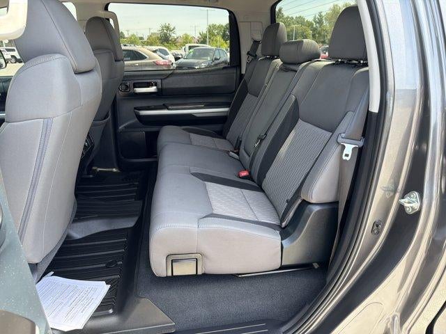 2016 Toyota Tundra 4WD Truck 4WD CrewMax Short Bed 5.7L SR5 (SE)