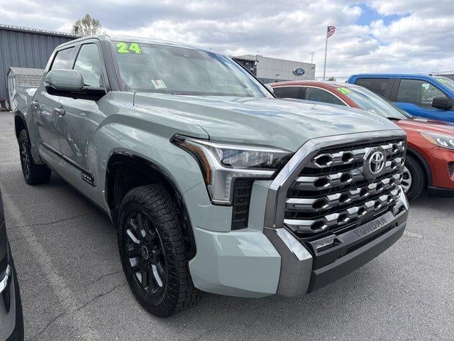 2024 Toyota Tundra 4WD 4WD Platinum CrewMax 5.5' Bed (Natl)