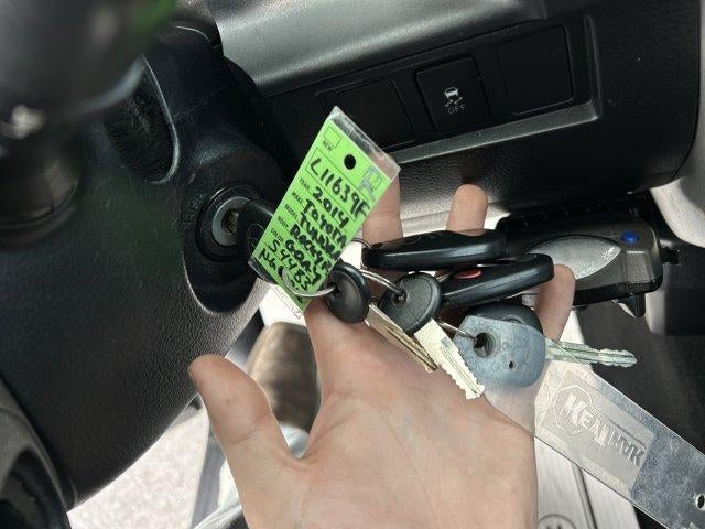 2014 Toyota Tundra 4WD Truck 4WD Double Cab Standard Bed 4.6L V8 SR5 (Natl)