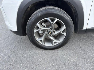 2025 Chevrolet Trax FWD 4dr LT