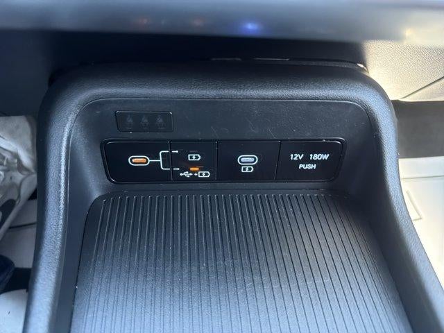 2025 Hyundai KONA SEL FWD