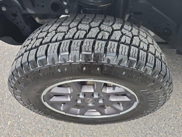 2023 Jeep Gladiator Overland 4x4 *Ltd Avail*