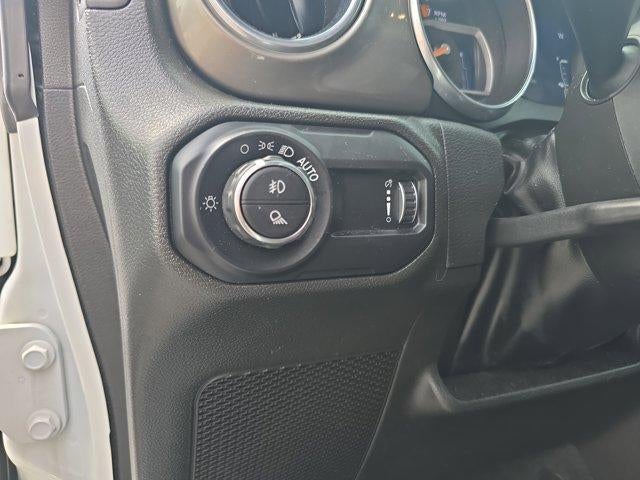 2023 Jeep Gladiator Overland 4x4 *Ltd Avail*