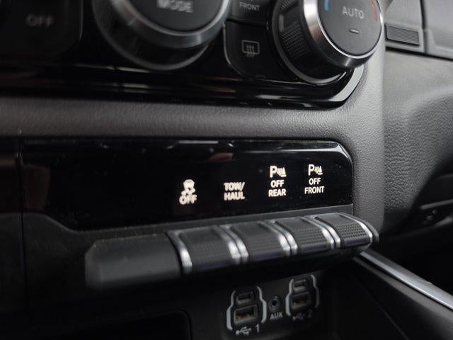 2022 RAM 1500 Big Horn 4x4 Crew Cab 5'7" Box