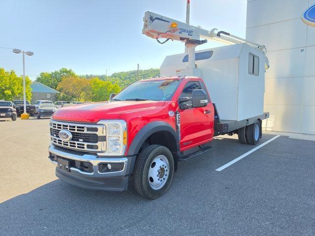 2023 Ford Super Duty F-550 DRW XLT 4WD Reg Cab 145" WB 60" CA