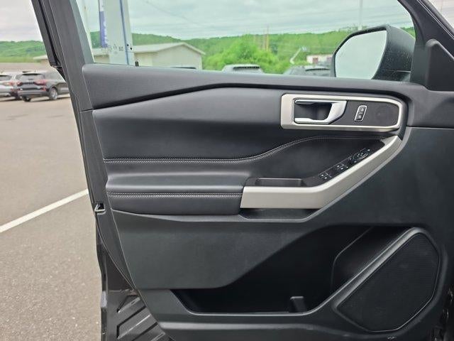 2024 Ford Explorer XLT 4WD