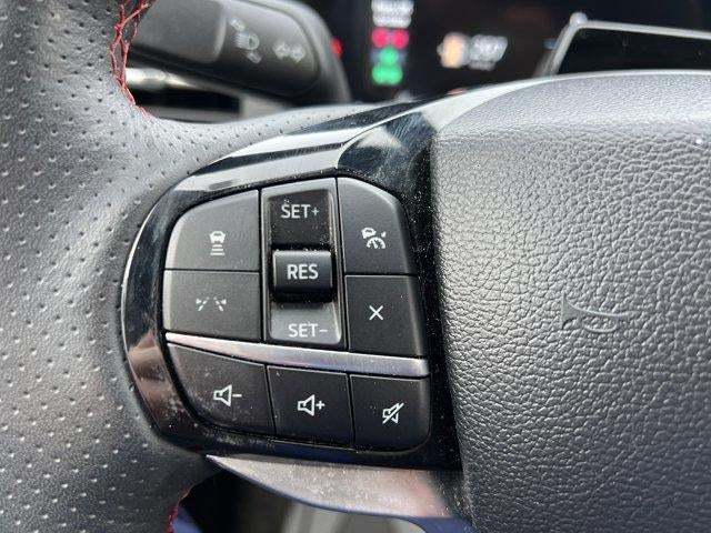 2025 Ford Explorer ST-Line 4WD