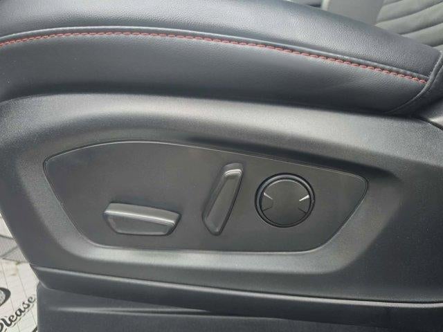 2025 Ford Explorer ST-Line 4WD