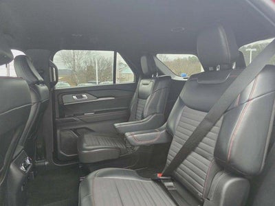 2025 Ford Explorer ST-Line 4WD