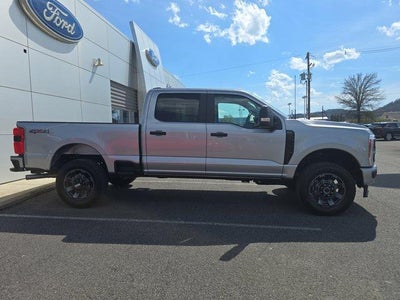 2024 Ford Super Duty F-350 SRW XL 4WD Crew Cab 6.75' Box