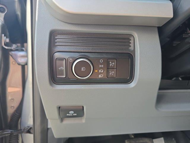 2024 Ford Super Duty F-350 SRW XL 4WD Crew Cab 6.75' Box