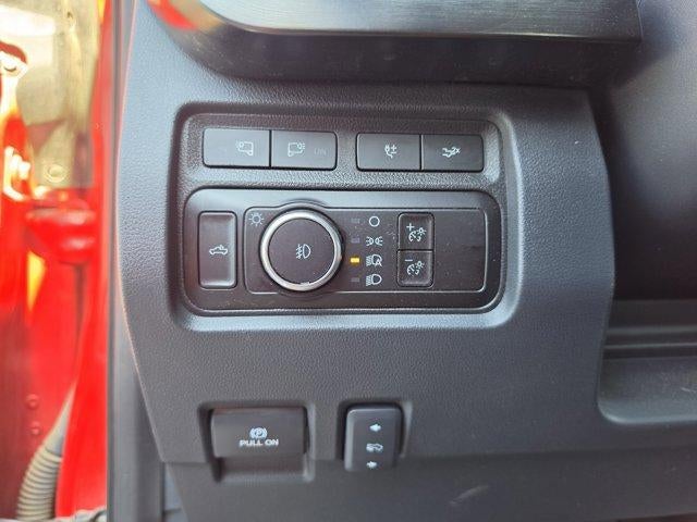 2023 Ford Super Duty F-350 SRW LARIAT 4WD Crew Cab 6.75' Box