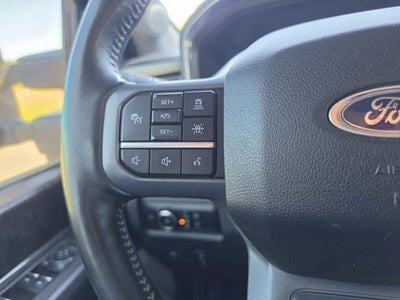 2023 Ford Super Duty F-350 SRW LARIAT 4WD Crew Cab 6.75' Box