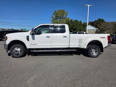 2019 Ford Super Duty F-350 DRW LARIAT 4WD Crew Cab 8' Box