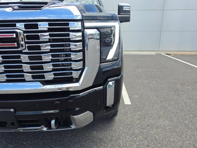2024 GMC Sierra 2500 HD Crew Cab Standard Box 4-Wheel Drive Denali