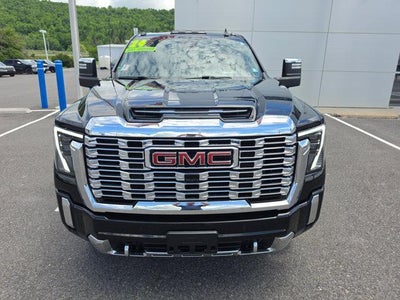 2024 GMC Sierra 2500 HD Crew Cab Standard Box 4-Wheel Drive Denali