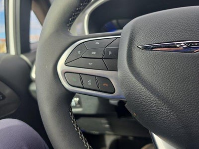 2026 Chrysler Pacifica Select FWD