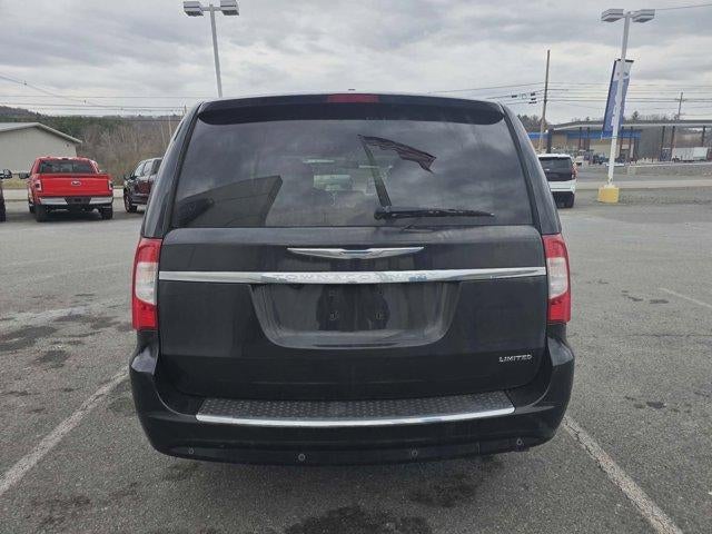 2012 Chrysler Town & Country 4dr Wgn Limited