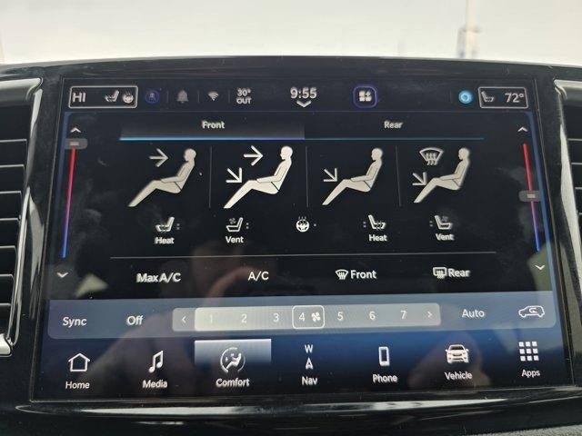 2023 Chrysler Pacifica Limited FWD