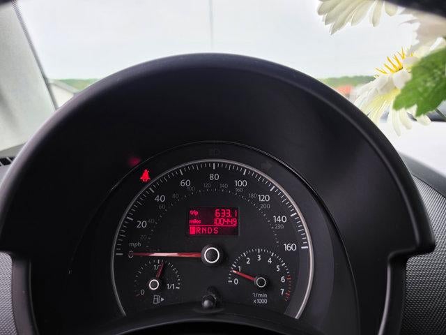 2009 Volkswagen New Beetle Convertible 2dr Auto S PZEV Convertible