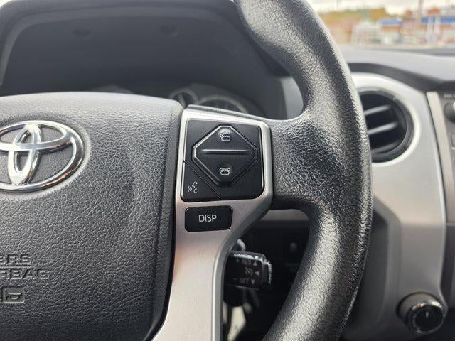 2017 Toyota Tundra 4WD 4WD SR5 CrewMax 5.5' Bed 5.7L (SE)