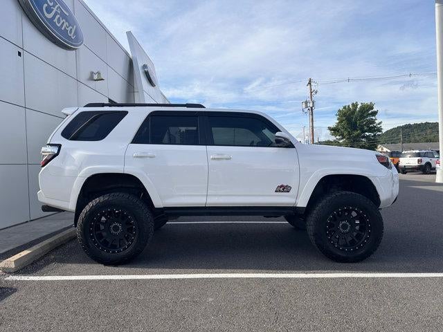 2018 Toyota 4Runner SR5 Premium 4WD (Natl)