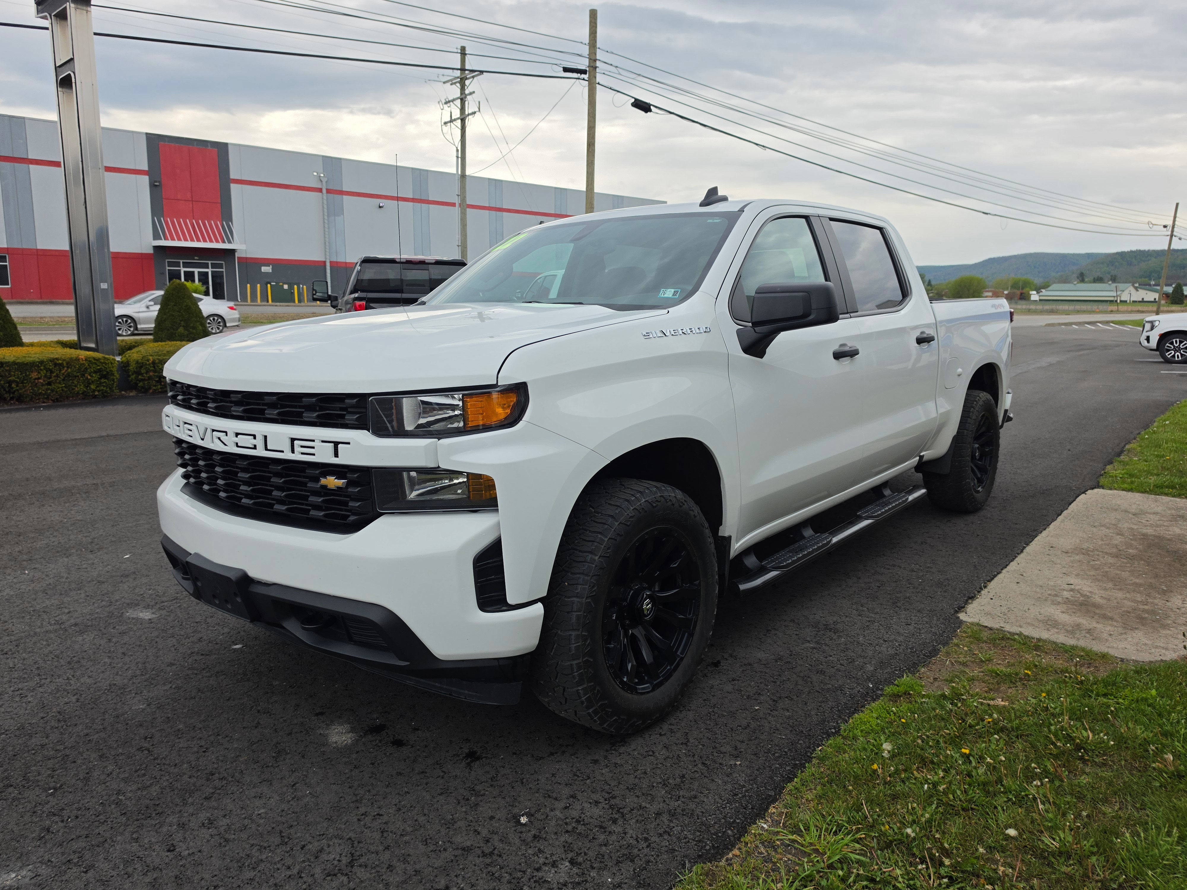 2022 Chevrolet Silverado 1500 LTD Custom