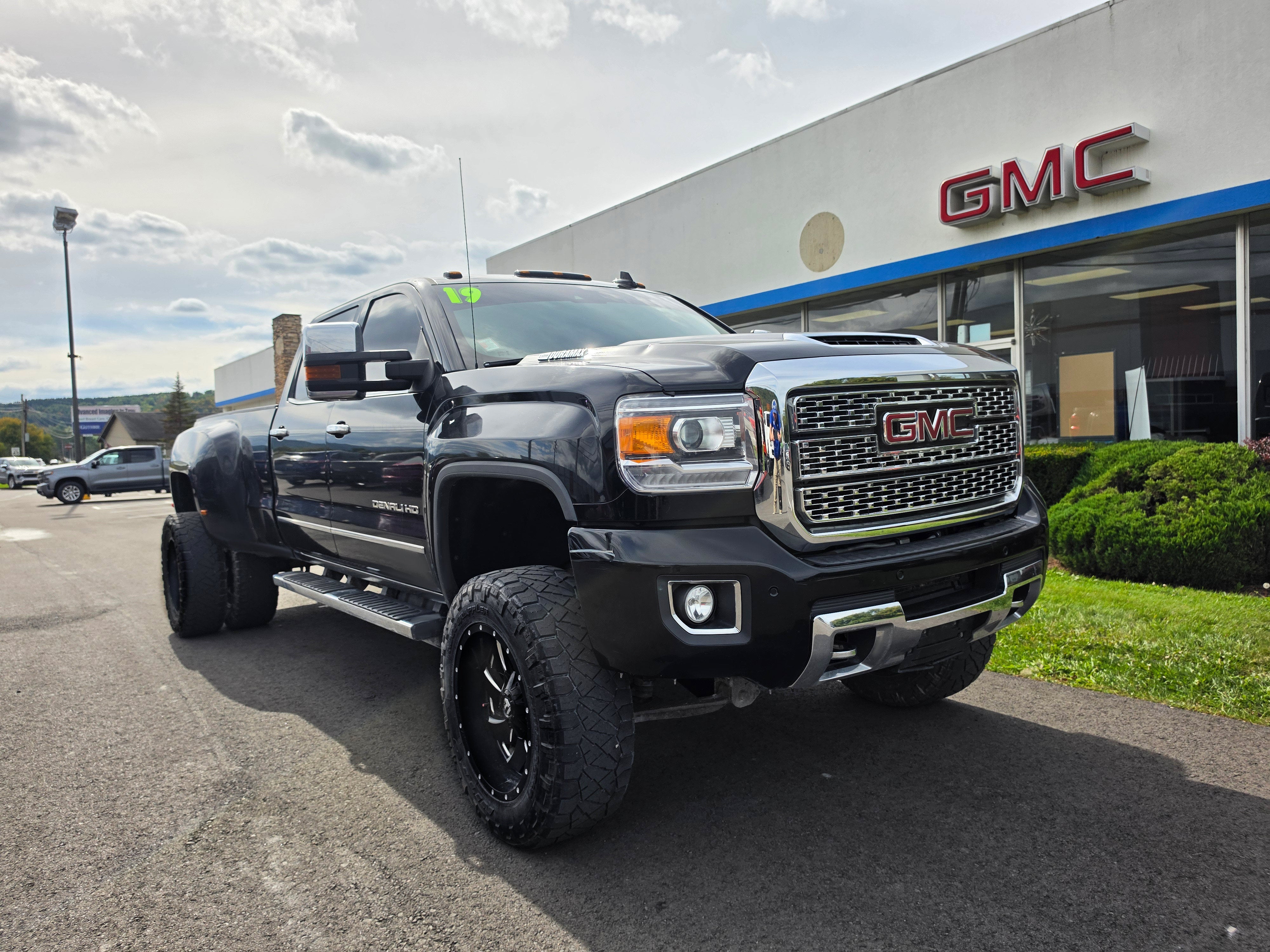 2019 GMC Sierra 3500 HD Denali
