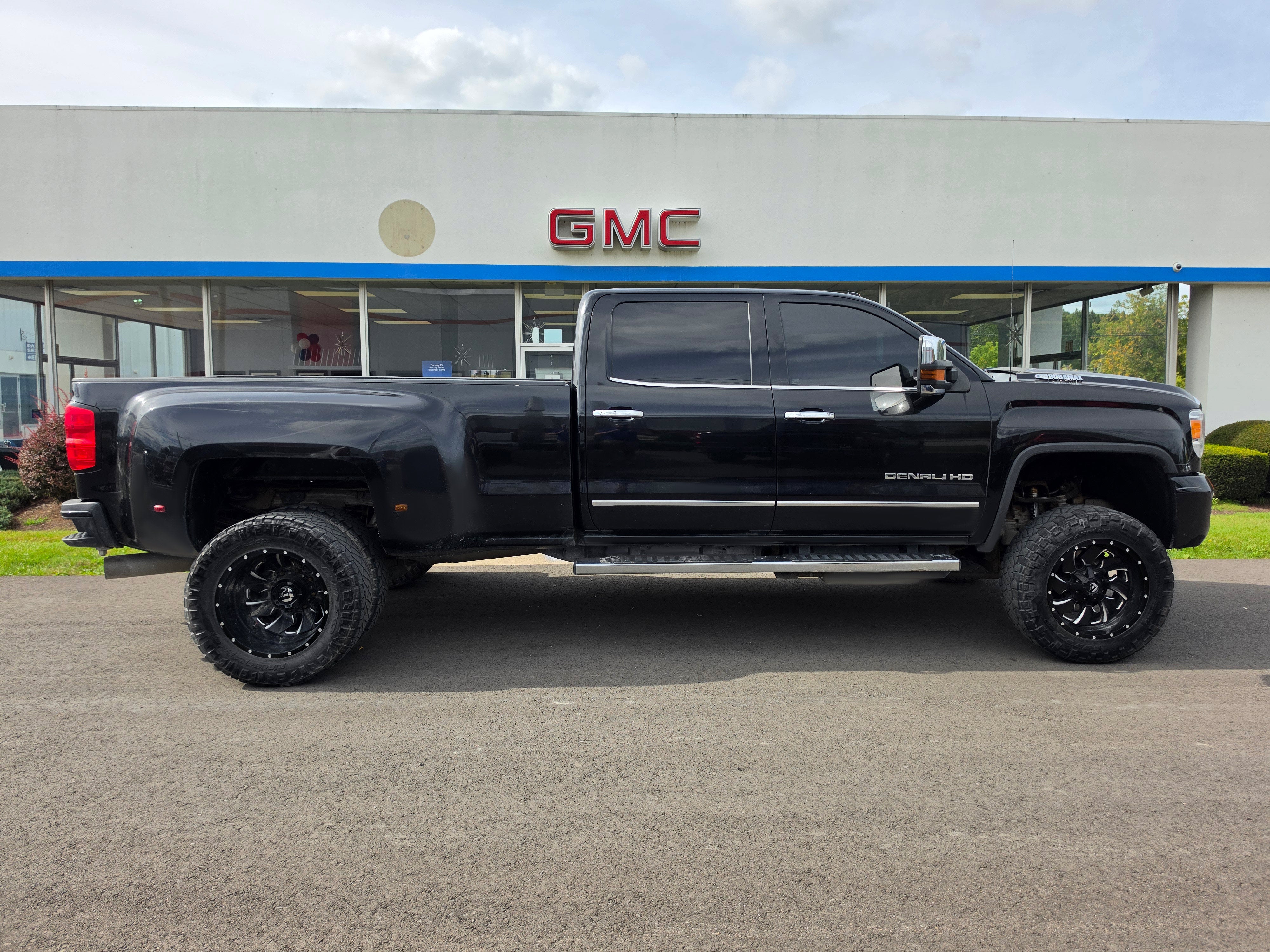 2019 GMC Sierra 3500 HD Denali