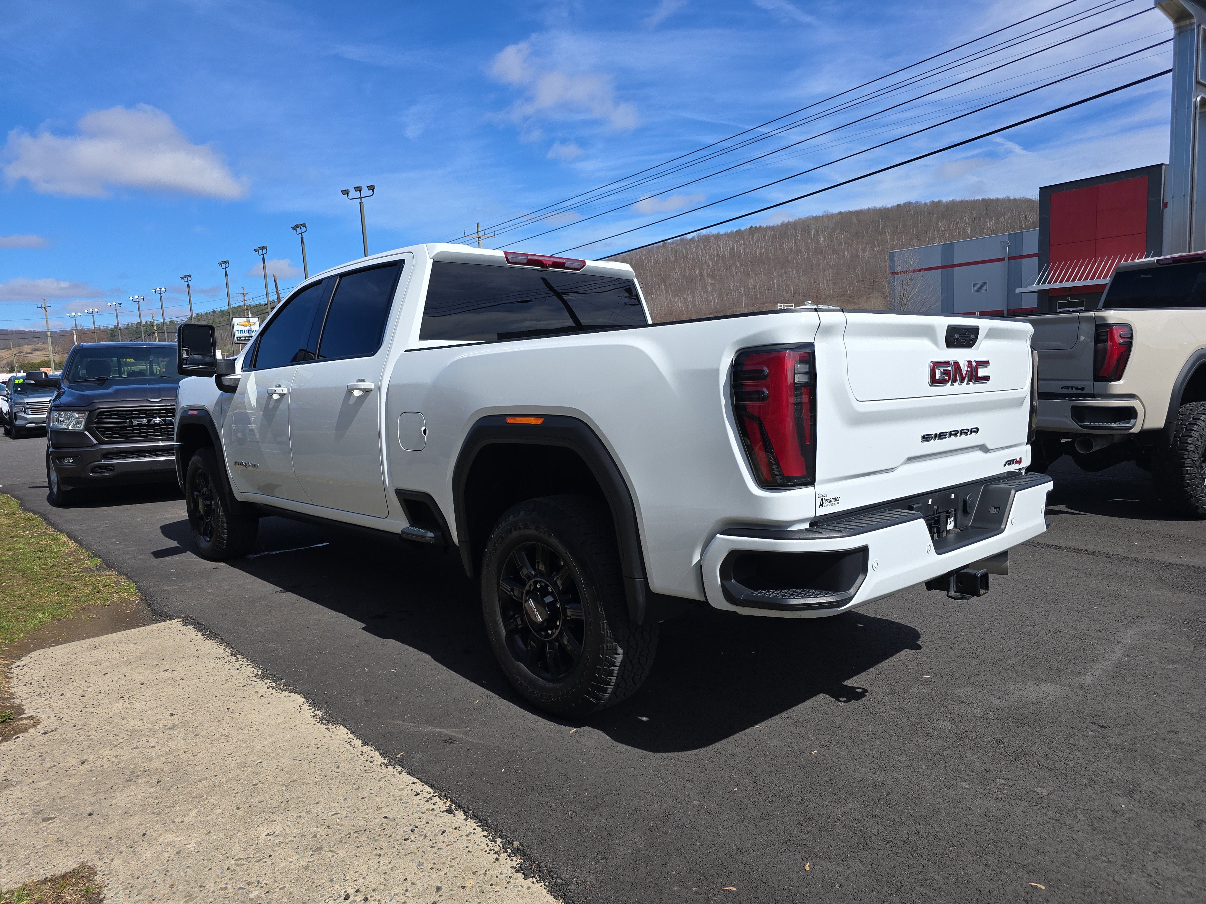 2025 GMC Sierra 2500 HD AT4