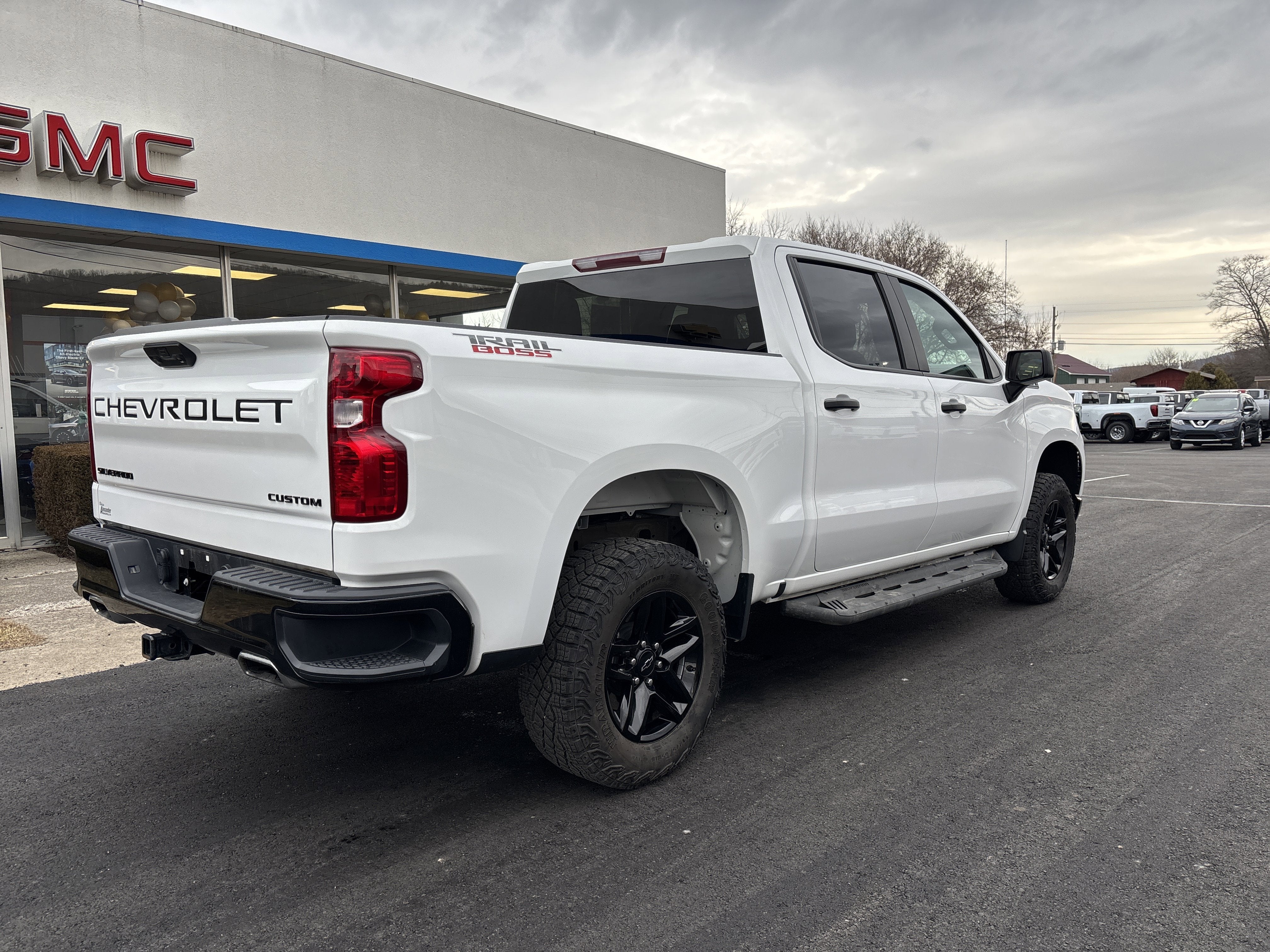 2024 Chevrolet Silverado 1500 Custom Trail Boss