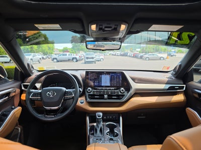 2021 Toyota Highlander Platinum
