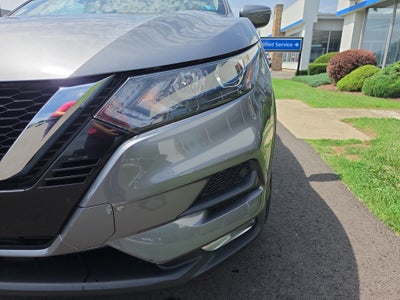 2022 Nissan Rogue Sport SV