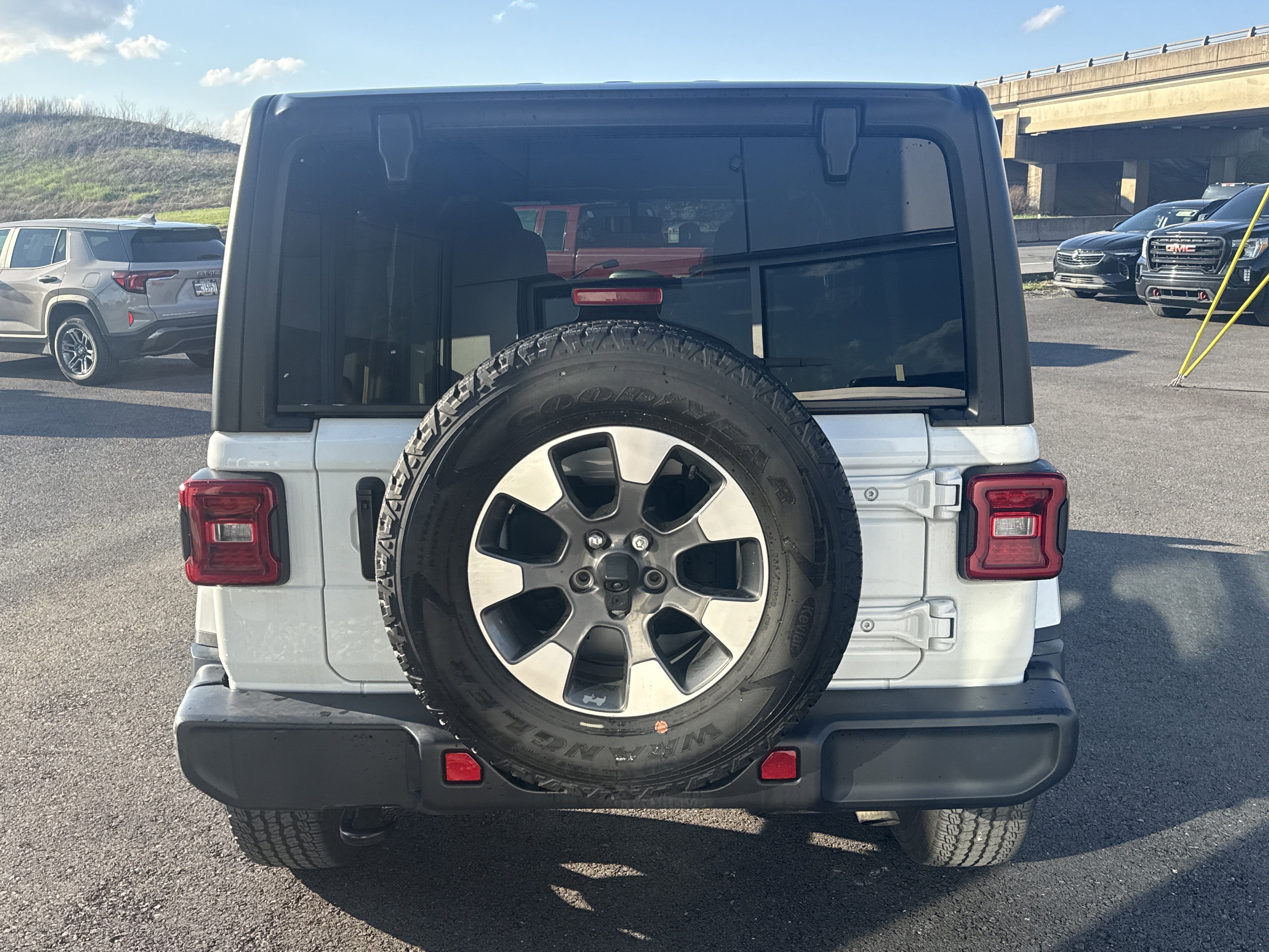 2022 Jeep Wrangler Unlimited Sahara