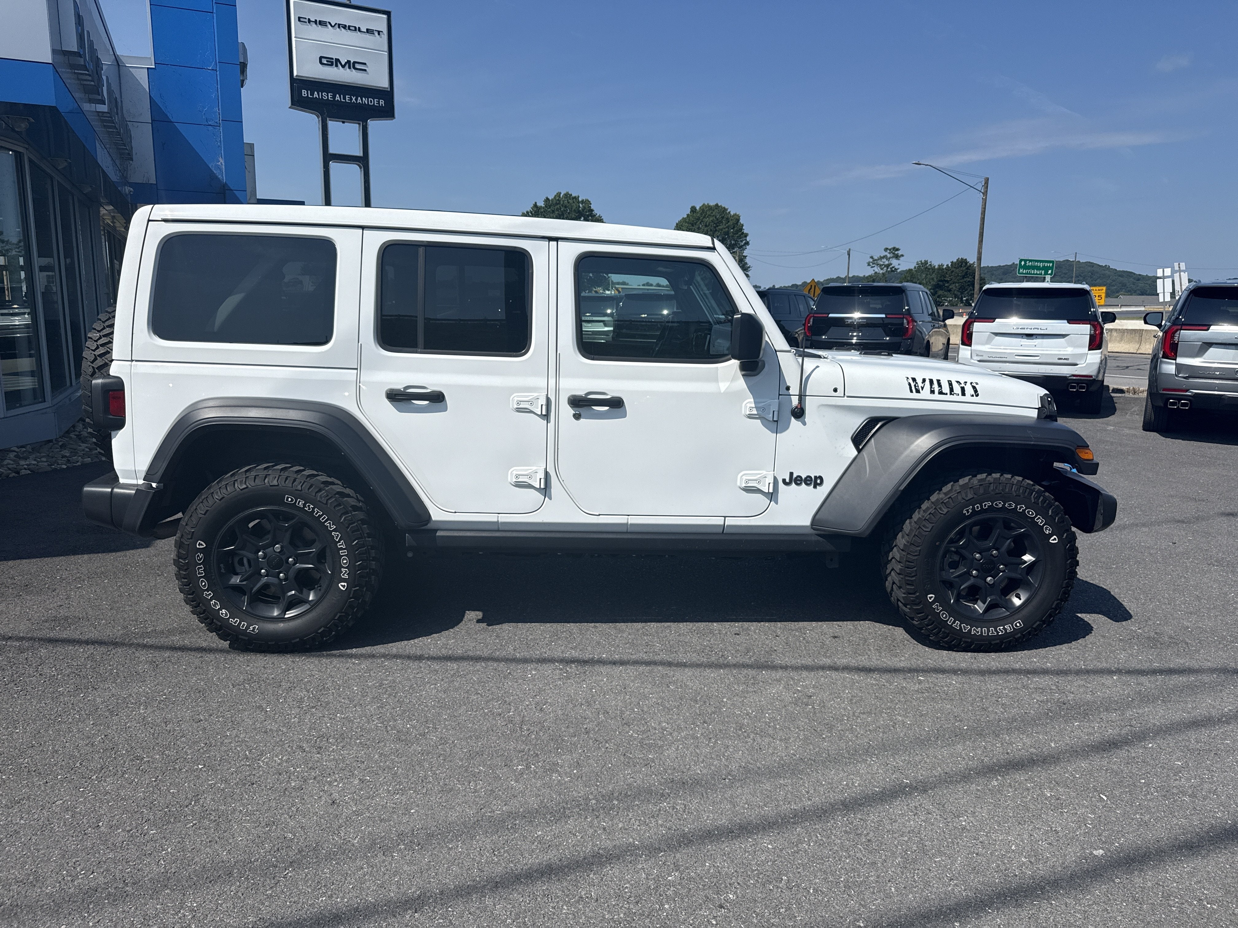 2023 Jeep Wrangler 4xe 4DR 4WD