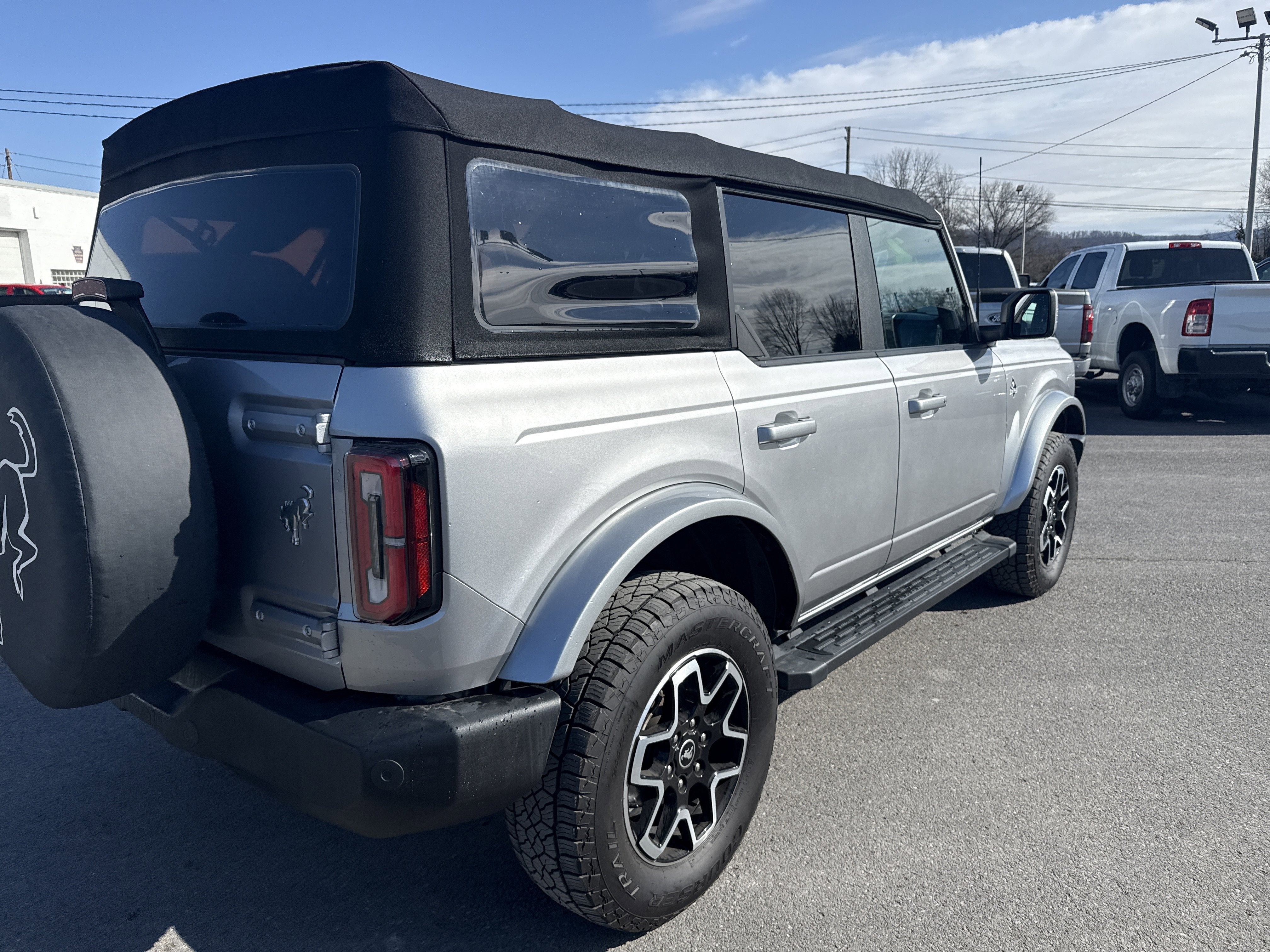 2022 Ford Bronco Base