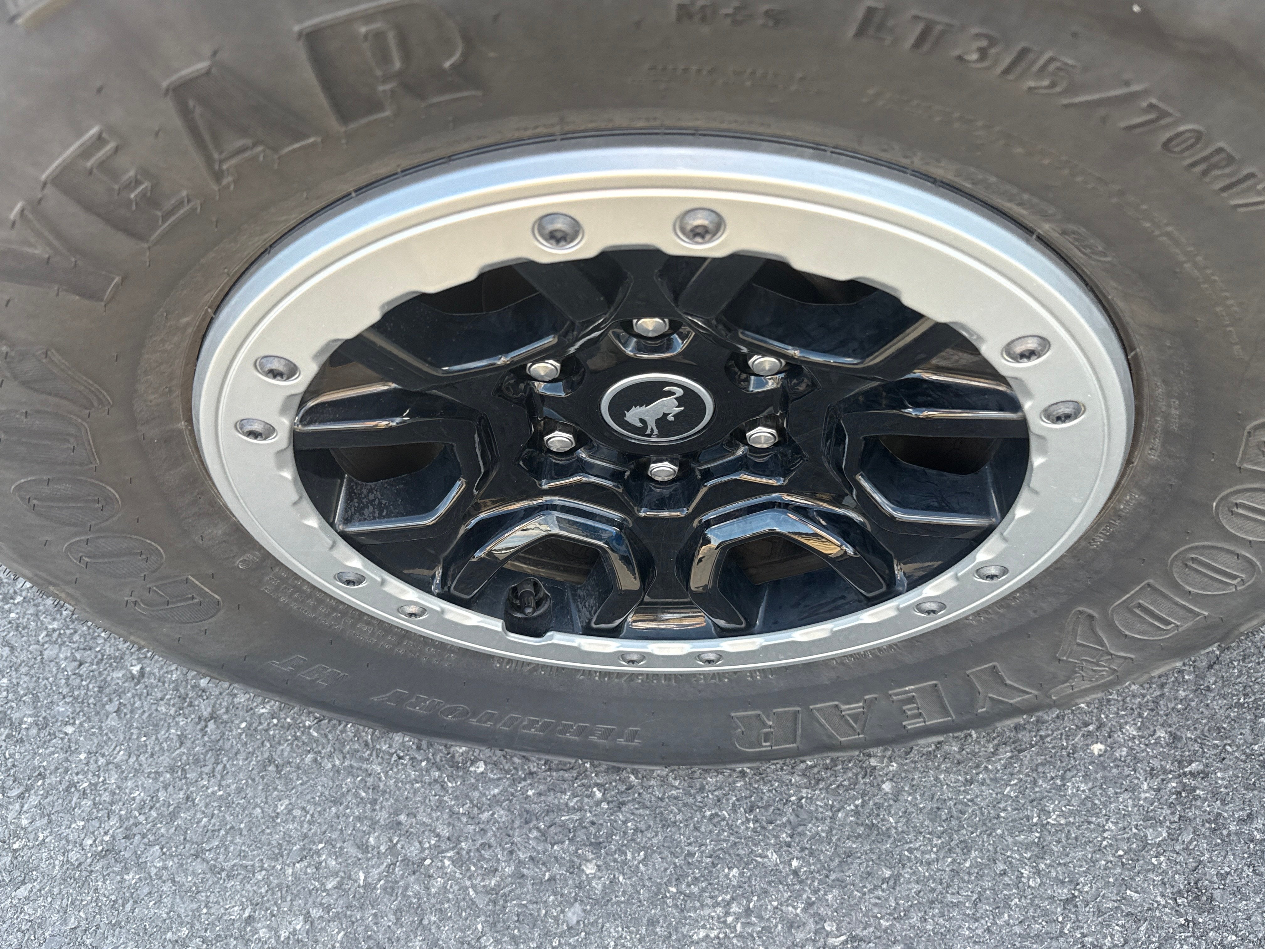 2021 Ford Bronco Base