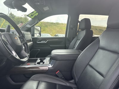 2025 Chevrolet Silverado 3500 HD LT DRW