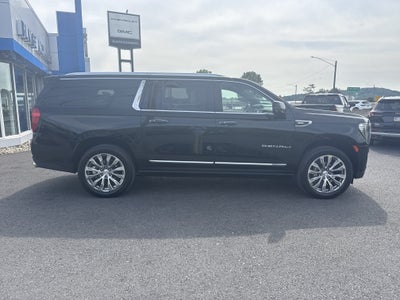 2022 GMC Yukon XL Denali