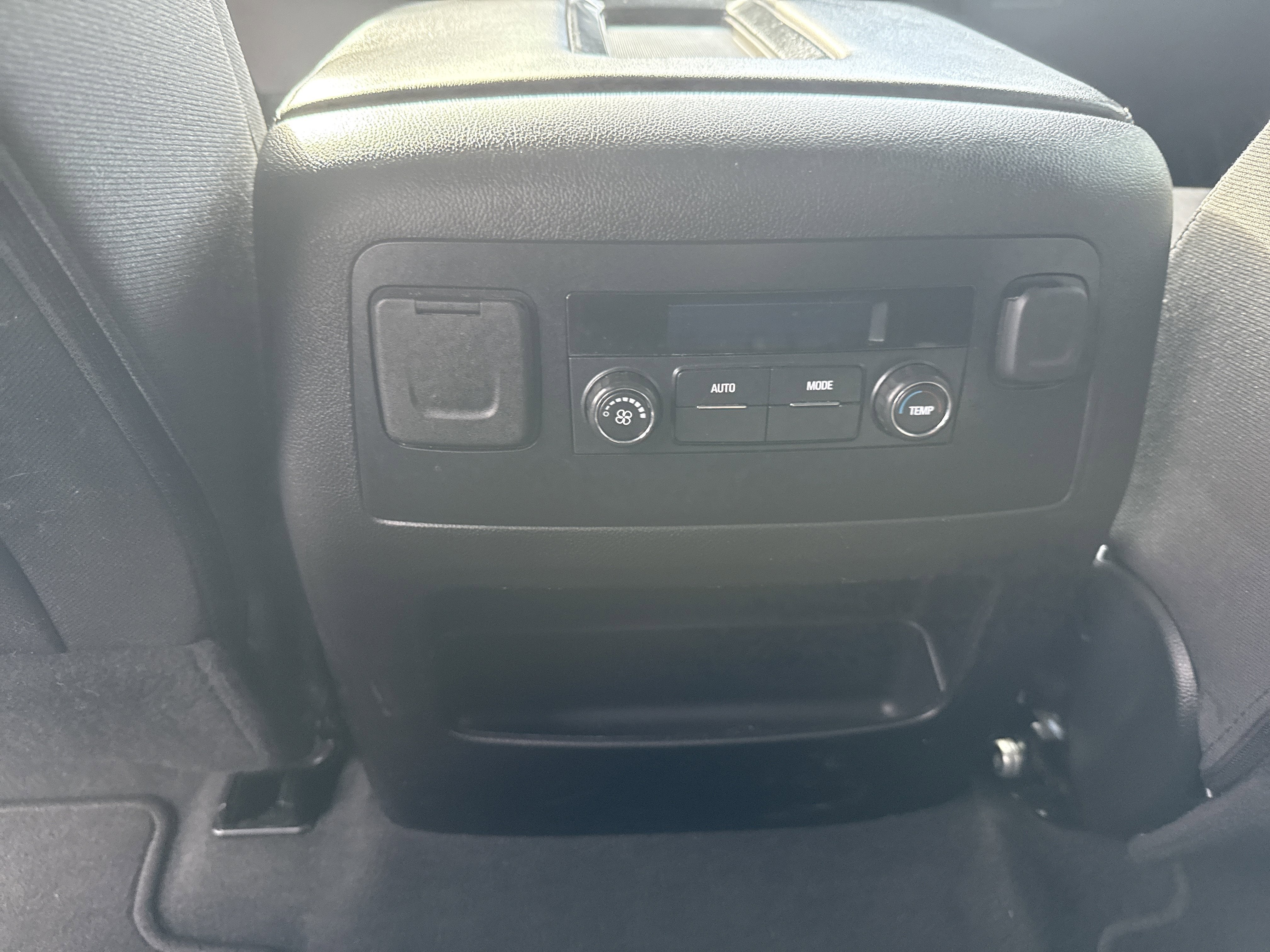 2020 Chevrolet Tahoe LS