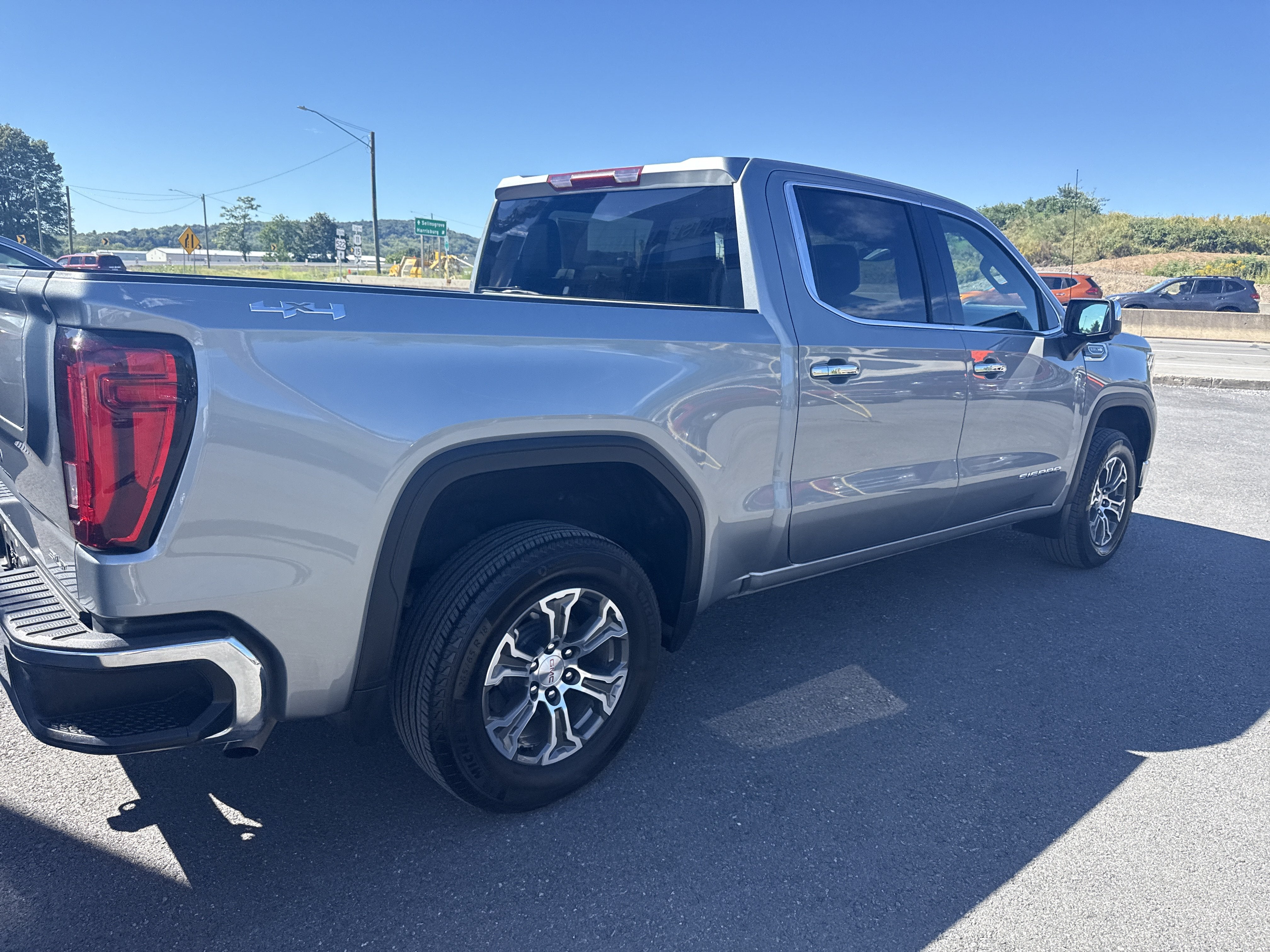 2026 GMC Sierra 1500 SLT