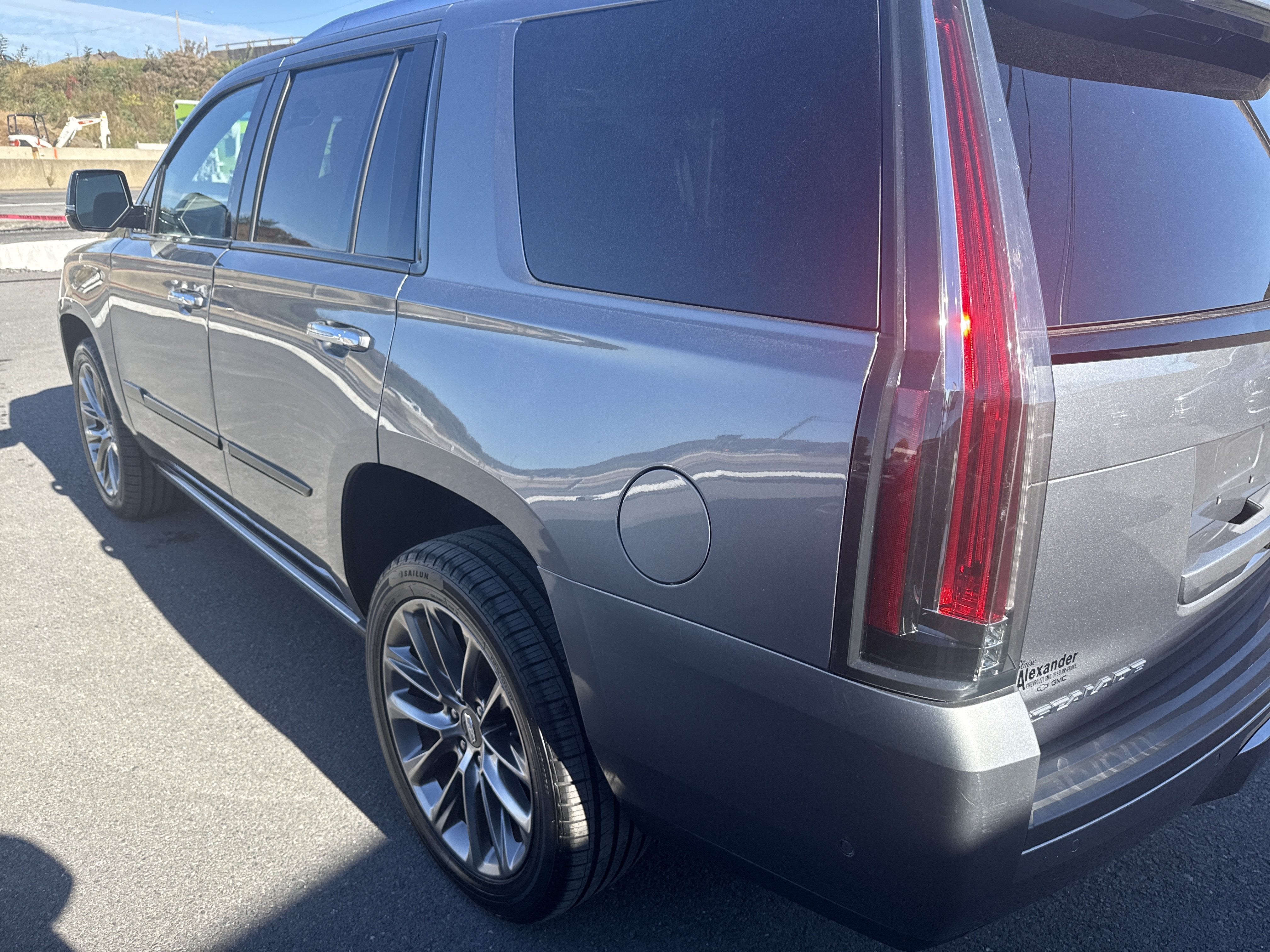 2020 Cadillac Escalade Premium Luxury
