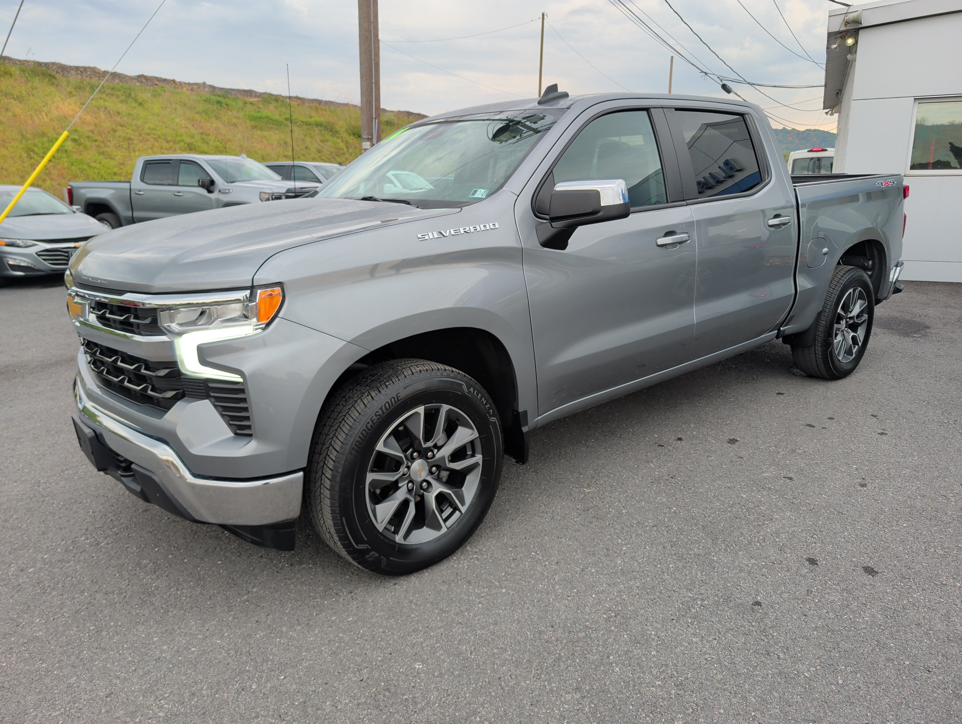 2024 Chevrolet Silverado 1500 LT (2FL)
