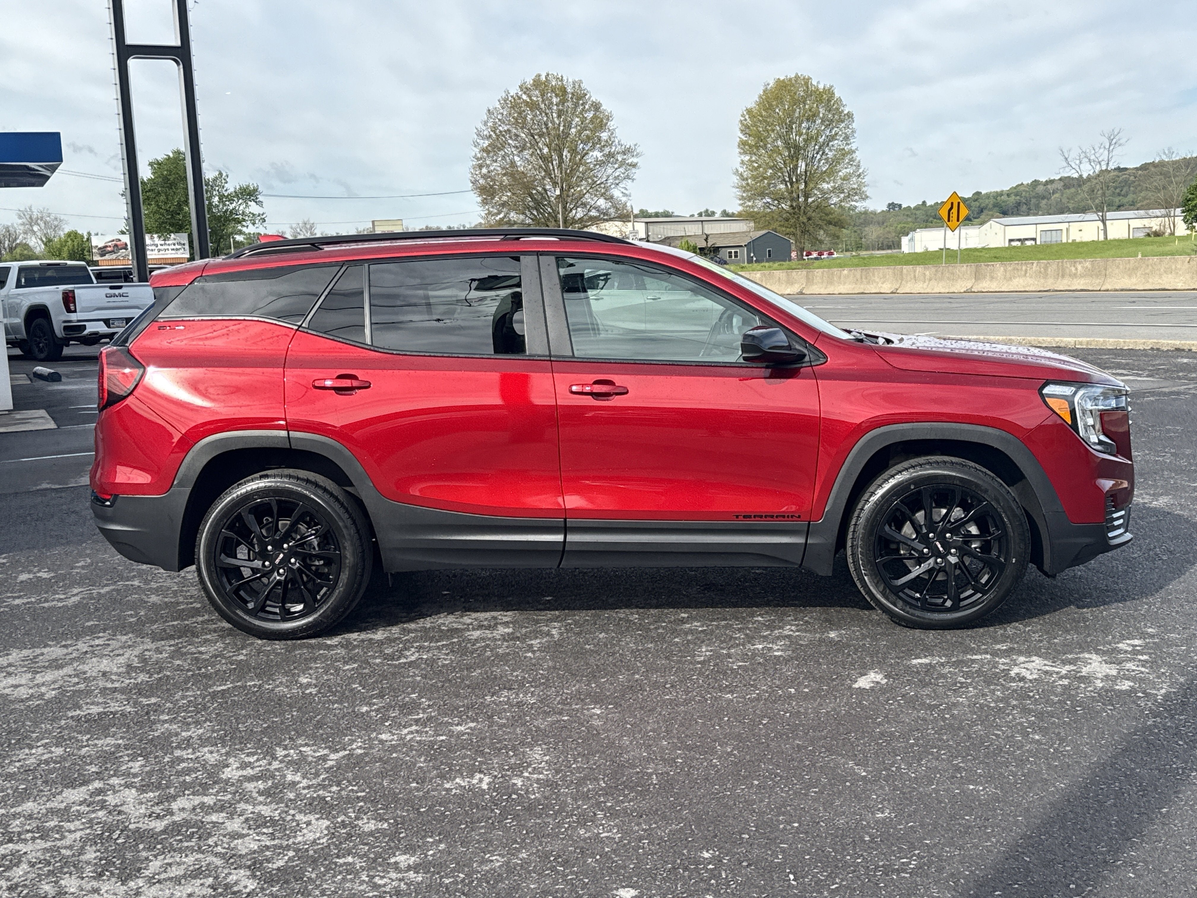 2023 GMC Terrain SLE